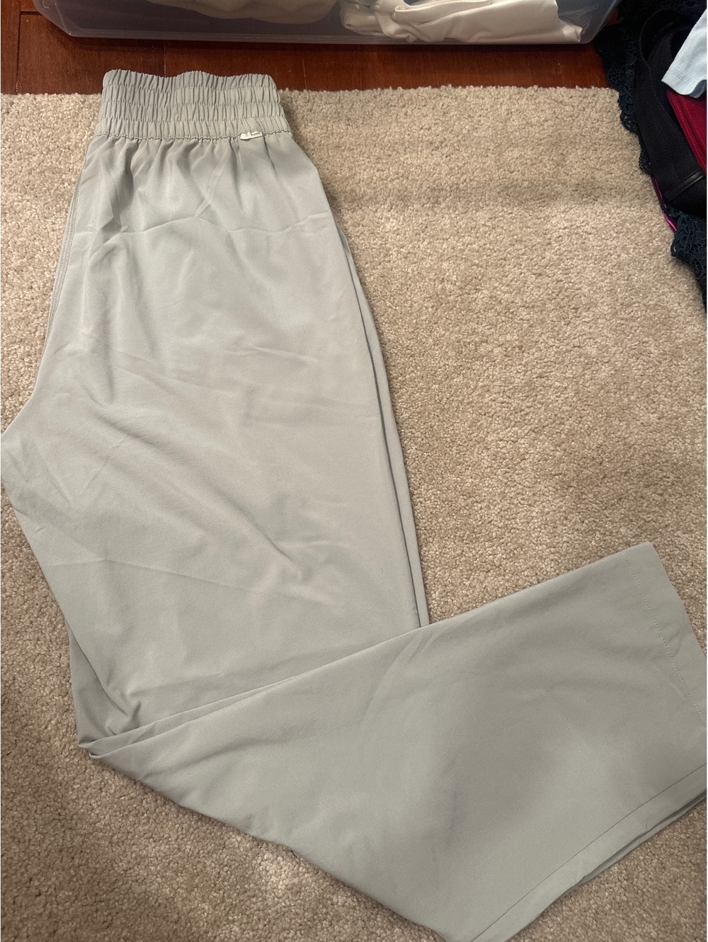 (3)Vuori Women's Lightweight Activewear Jogger Pants XS Light Gray